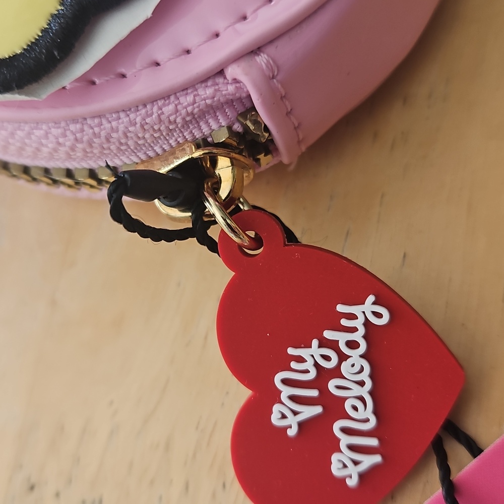 Hello Kitty and Friends Pink Coin Purse - Picture 4 of 12